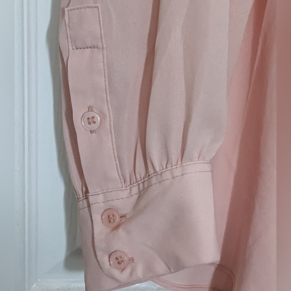 CB Established 1962 Women's Blouse - Picture 6 of 6